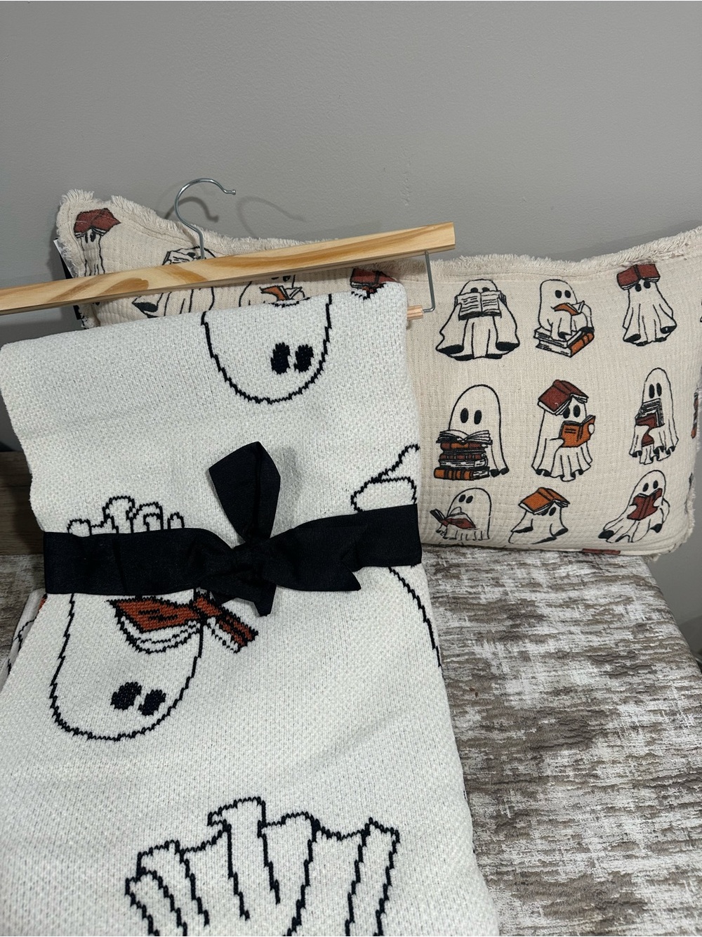 Ghost reading book bundle